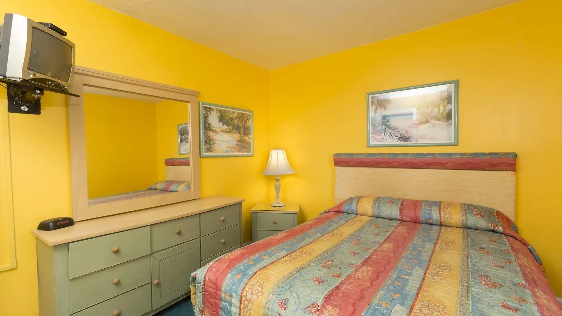 Beach Quarters Daytona Daytona Beach 3*,  United States