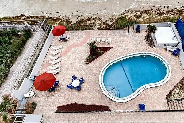 Beach Quarters Daytona Wilbur-by-the-Sea Aparthotel